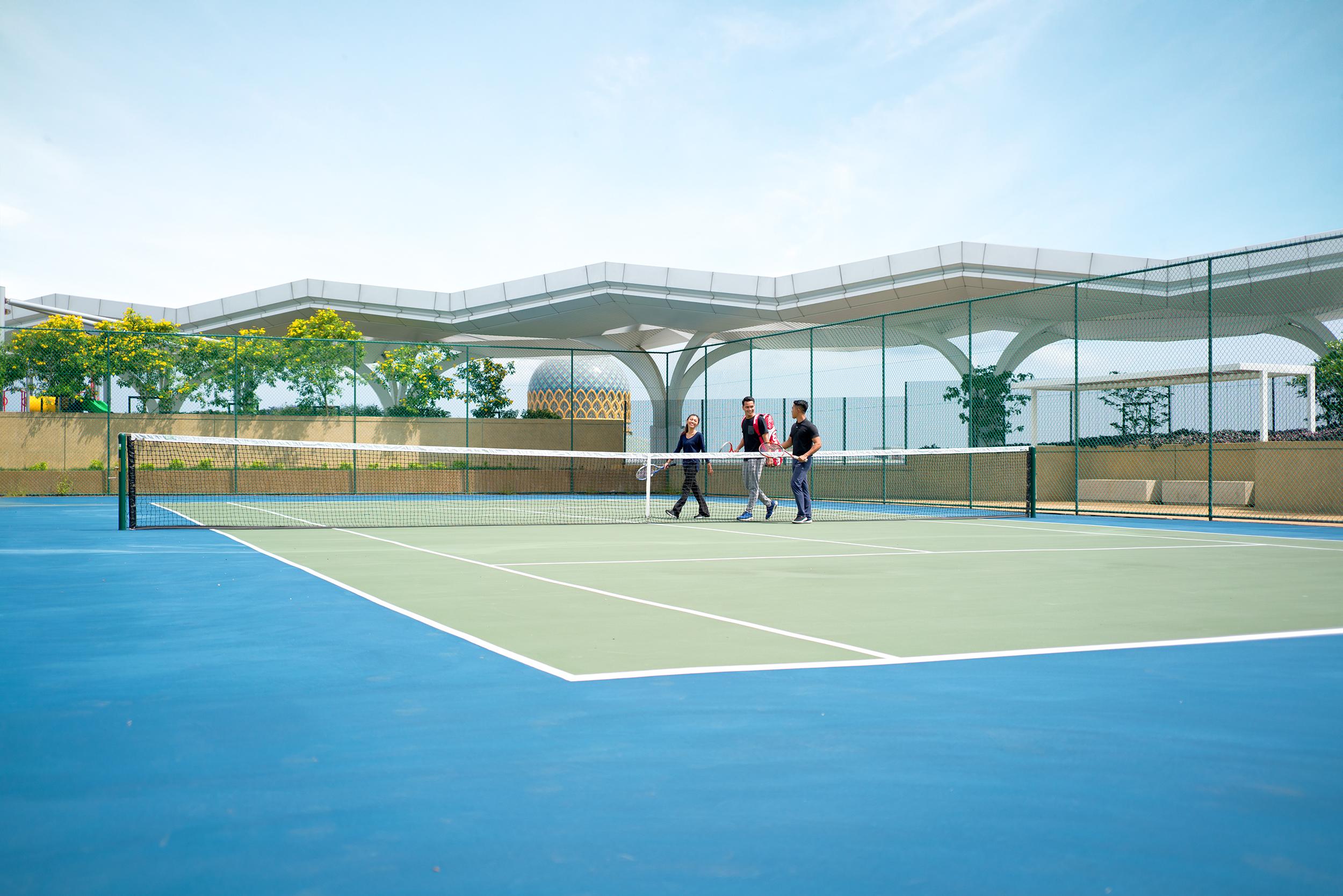 Movenpick Hotel & Convention Centre Klia Sepang Dış mekan fotoğraf Tennis court