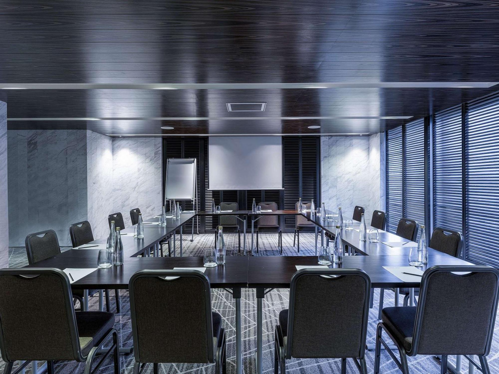 Movenpick Hotel & Convention Centre Klia Sepang Dış mekan fotoğraf Meeting room
